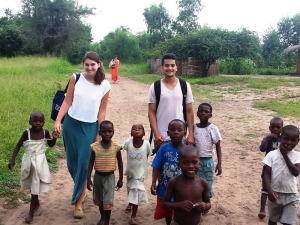 Freiwilligenarbeit / Volunteering help2kids Malawi