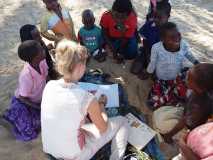 Freiwilligenarbeit / Volunteering help2kids Malawi