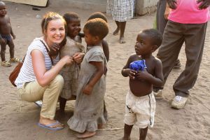 Volunteering help2kids Malawi